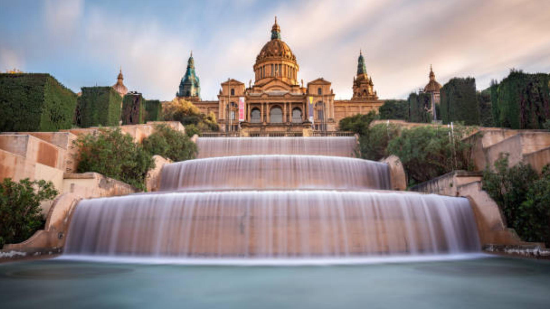 Barcelona Travel Guide for the Best Places to Visit