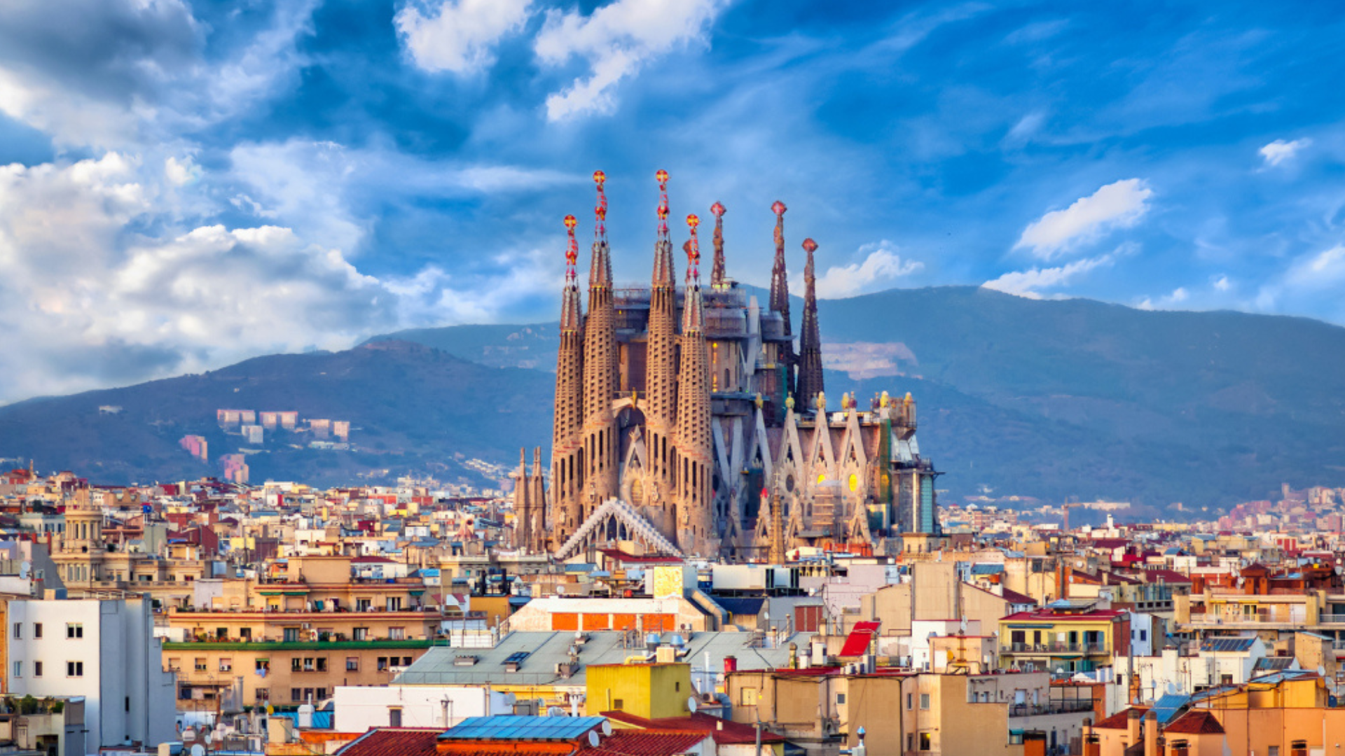 Barcelona Travel Guide for the Best Places to Visit